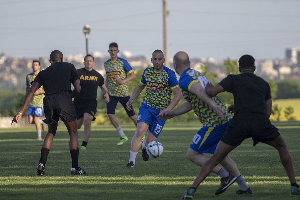 永利皇宫关于我们 · 林锋体育资讯草甸